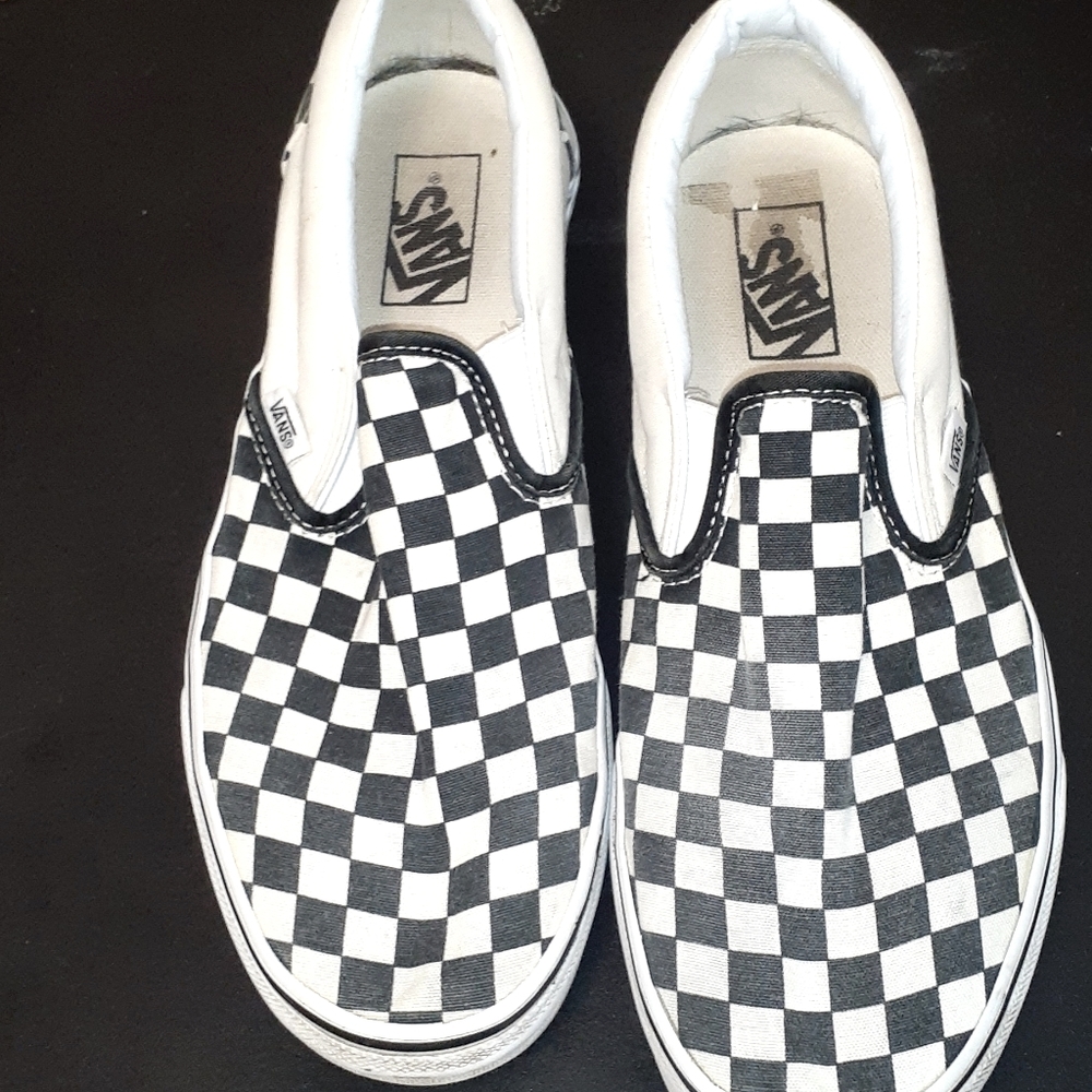 Van's checkered slip on